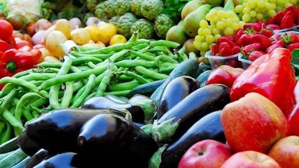 أسعار الخضراوات والفاكهة اليوم السبت 18 مايو
