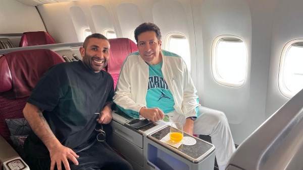 أيه الحكاية؟.. أحمد سعد وهاني رمزي ينطلقان إلى أستراليا