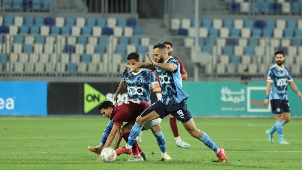 بيراميدز يفوز على سيراميكا كليوباترا بخماسية ويهدي الأهلي لقب الدوري المصري