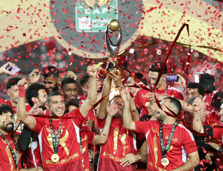 بسبب التنبؤ بالبطل.. خبير فلك يعلن مفاجأة لجماهير الأهلي