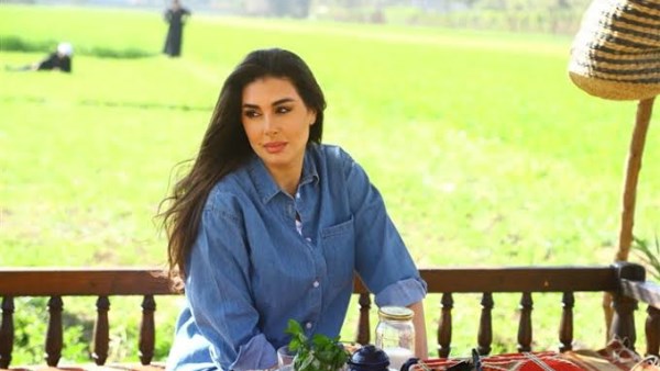 ياسمين صبري: “عشت في الكويت وأحببت طعامهم كثيرًا.. وأسكن في منطقة السرة”